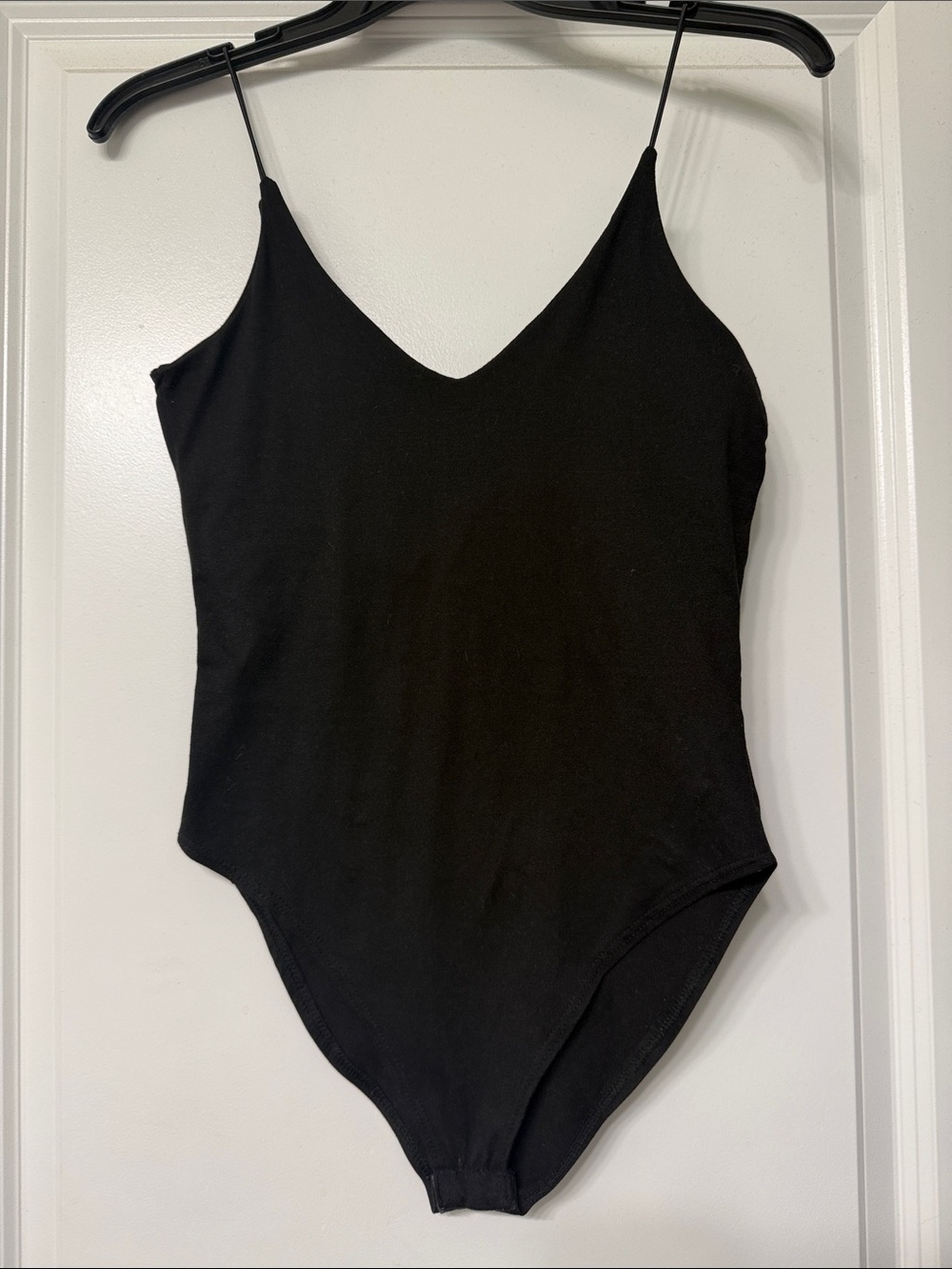 gaze Black V-Neck Spaghetti-Strap Bodysuit